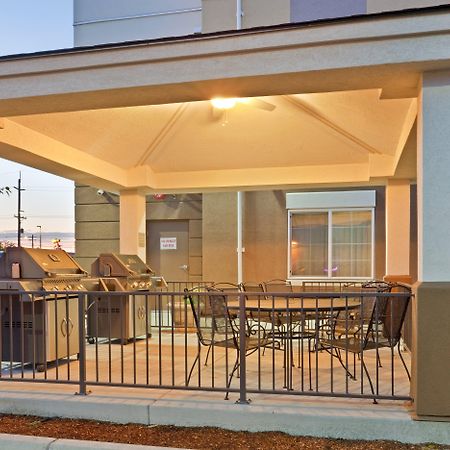 Candlewood Suites Portland Airport By Ihg Exterior photo