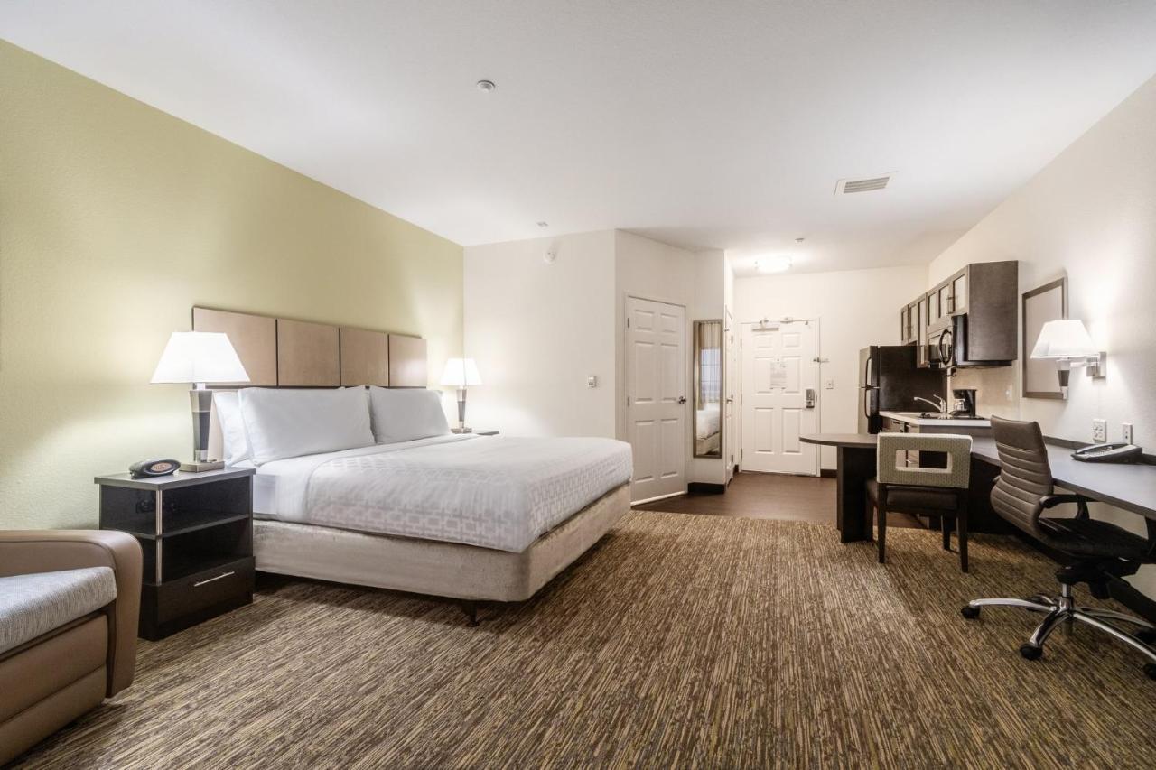 Candlewood Suites Portland Airport By Ihg Exterior photo