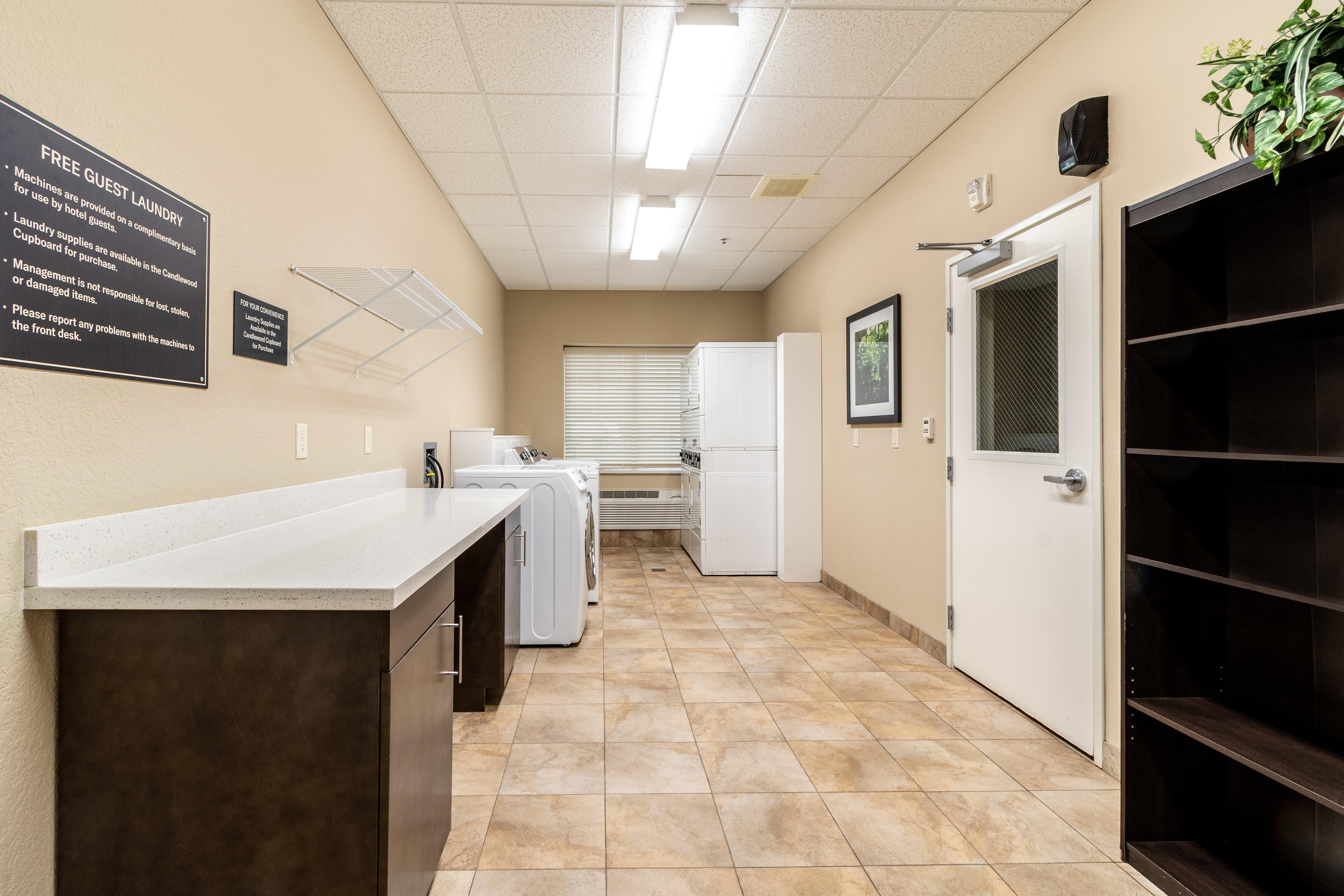 Candlewood Suites Portland Airport By Ihg Exterior photo