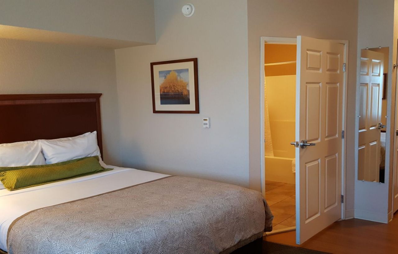 Candlewood Suites Portland Airport By Ihg Exterior photo